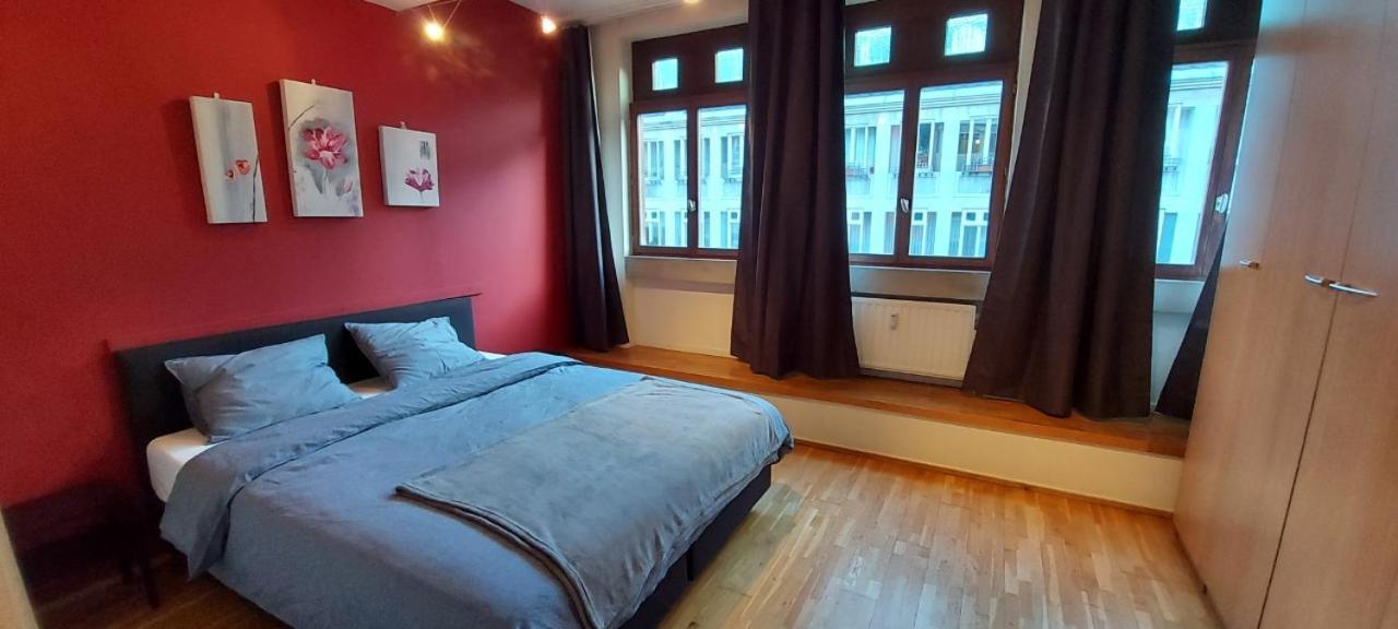Duplex 2 Chambres Situe Au Centre Du Coeur Historique De リエージュ エクステリア 写真